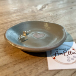 Schaaltje uit klei, handgevormd en handbeschilderd