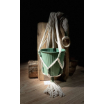 Eigentijdse macramé plantenhangers