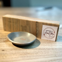 Schaaltje uit klei, handgevormd en handbeschilderd