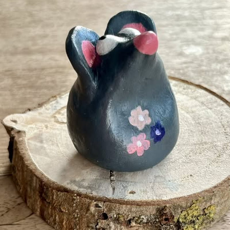Muis in klei, handgeverfd