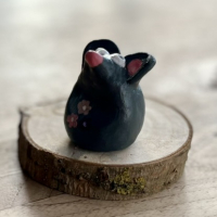 Muis in klei, handgeverfd